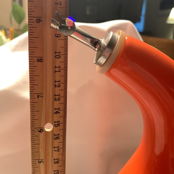 EVOO container pourer from RACHAEL RAY!  Orange! - Picture 5 of 7